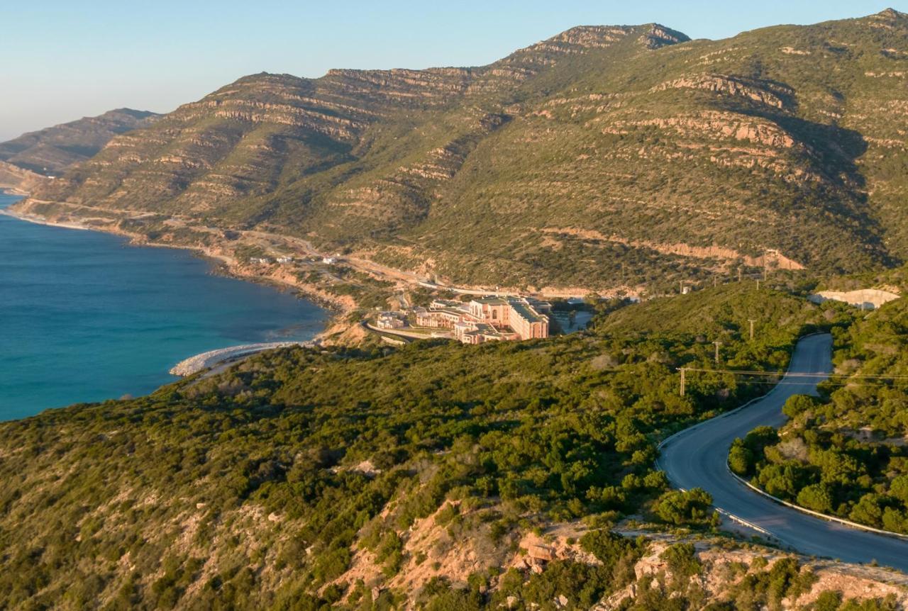Royal Tulip Korbous Bay Thalasso & Springs (Adults Only) Qorbu Extérieur photo The coast of the island of Elba