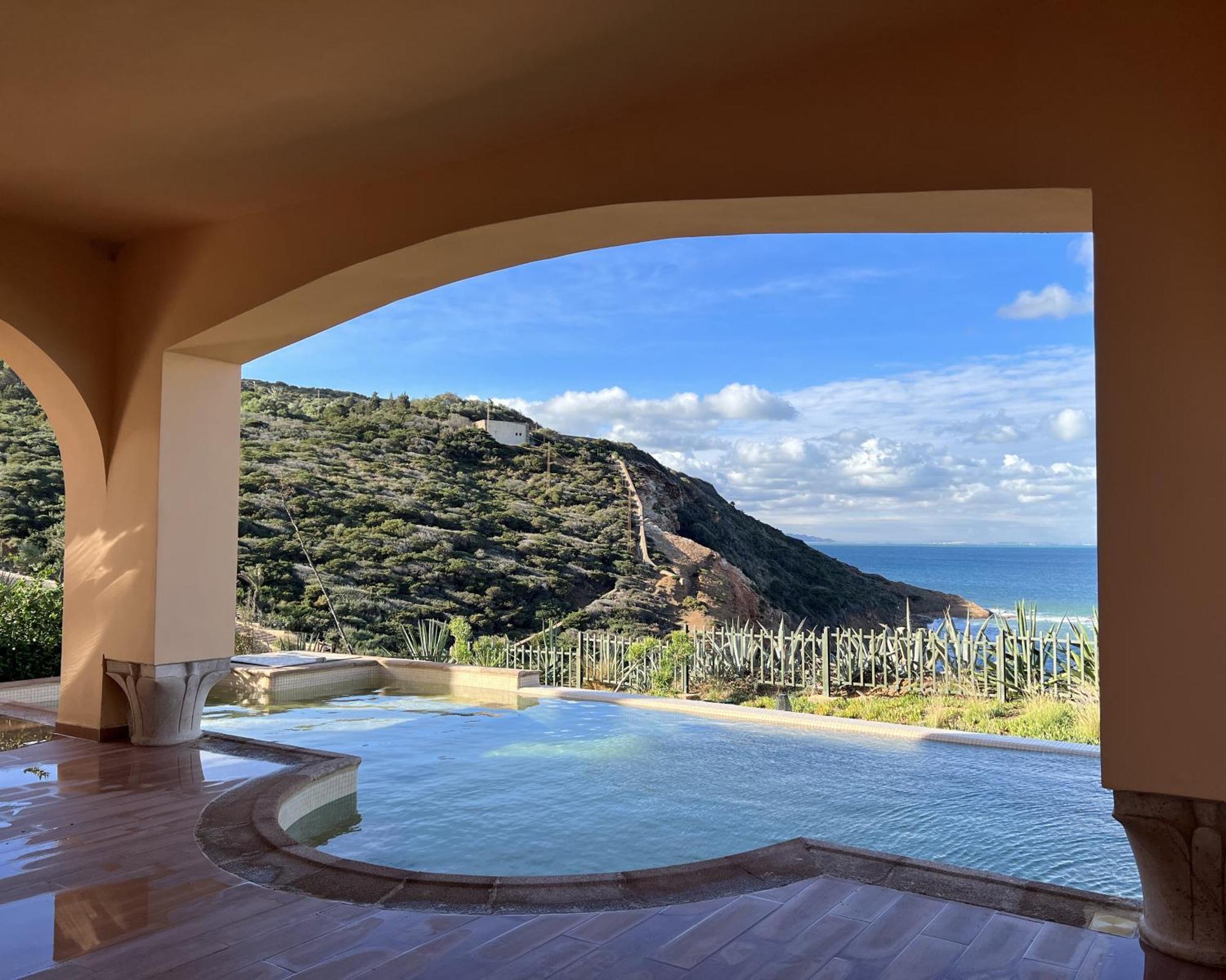 Royal Tulip Korbous Bay Thalasso & Springs (Adults Only) Qorbu Extérieur photo View of the sea from the hotel